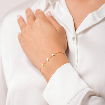 Bracelet personnalisé avec initiales latérales