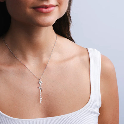 Collier personnalisé avec fleur de naissance et nom